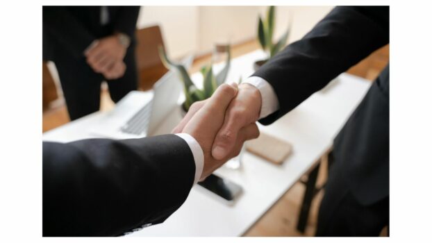 Negocjacje vs e-aukcje – kiedy co stosować w zakupach B2B?